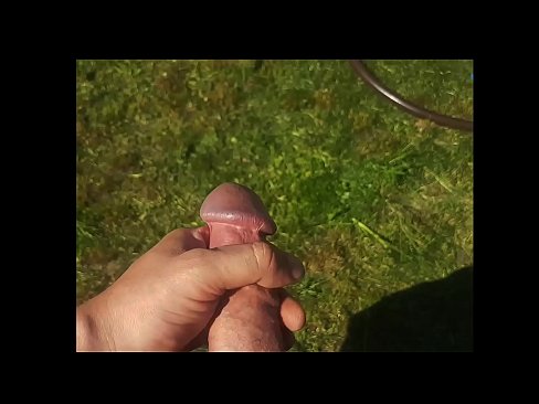 ❤️ Bidh hottie a 'faighinn a pussy pinc fucked agus cums le squirt ann an gàrradh samhraidh Porno aig porn gd.klassikaprint.ru ️❤