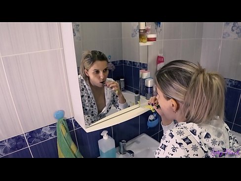 ❤️ Bidh Hack le òga ann am pajamas a’ crìochnachadh cum beòil ann an asal - letty black Porno  aig porn gd.klassikaprint.ru ️❤