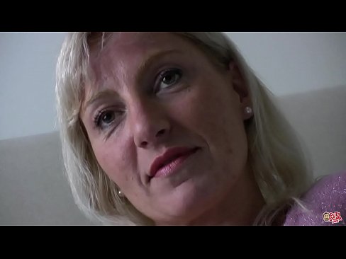 ❤️ A 'mhàthair a tha sinn uile fucked ... Lady, giùlan fhèin! Porno aig porn gd.klassikaprint.ru ️❤